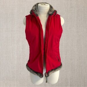 Lole Red Vest With Grey Faux Fur Trim